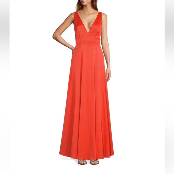 Antonio Melani
Davina V-Neck A-Line Sleeveless Ball Gown - Picture 3 of 12